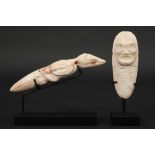 two Caribean Taino Culture bone sculptures || CARIBISCHE GEBIEDEN - TAINO CULTUUR - ca 1100 tot 1500