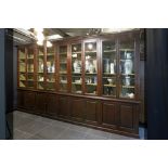 large antique Oxford library bookcase with two times nine doors || Groot antiek "Oxford" -