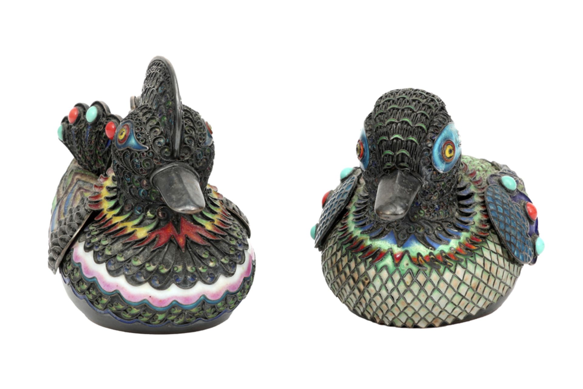 pair of Chinese vintage birds (ducks) in metal and enamel || Paar Chinese vintage sierobjecten in - Image 3 of 4