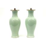 pair of lamp bases in marked Chinese celadon porcelain||Paar lampenvoeten in gemerkt Chinees