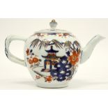 18th Cent. Chinese tea pot in porcelain with an Imari decor with pagoda in garden||Achttiende eeuwse