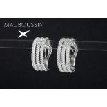 pair of Mauboussin marked earrings in white gold (18 carat) - with their box||MAUBOUSSIN paar