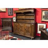 18th Cent. German oak dresser-board with certificate and invoice||Achttiende eeuwse Duitse