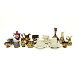 various lot with porcelain and other||Varia met porselein en ander
