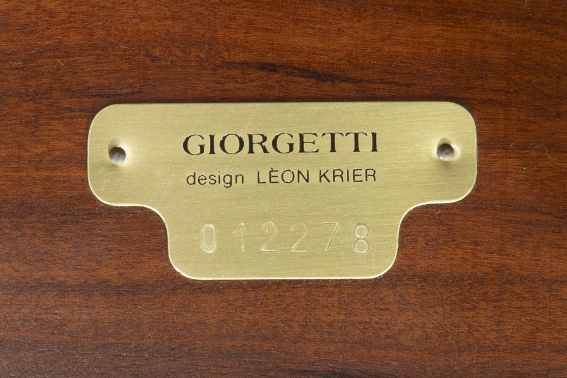 Italian Giorgetti marked set of a leather sofa and a coffeetable with a design by Leon Krier|| - Image 3 of 5