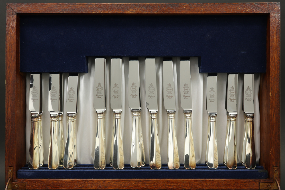 127-pieces of Sheffield cutlery||Kist met 127-delig bestek uit Sheffield - Image 3 of 7