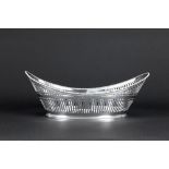 Dutch Van Kempen signed bread basket in marked silver||VAN KEMPEN Nederlandse broodmand met