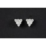 pair of earrings in white gold (18 carat) with at least 0,80 carat of high quality brilliant cut