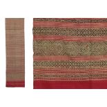 'antique' ethnic shoulder shawl from the Kalasin people (eastern Thailand) in hand-woven silk with