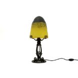 Delatte Nancy signed Art Deco lamp in wrought iron and pâte de verre||DELATTE NANCY Art Deco-lamp