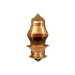 antique brass "fountian" with two spouts||Antieke "fontein" met bekken en container met twee