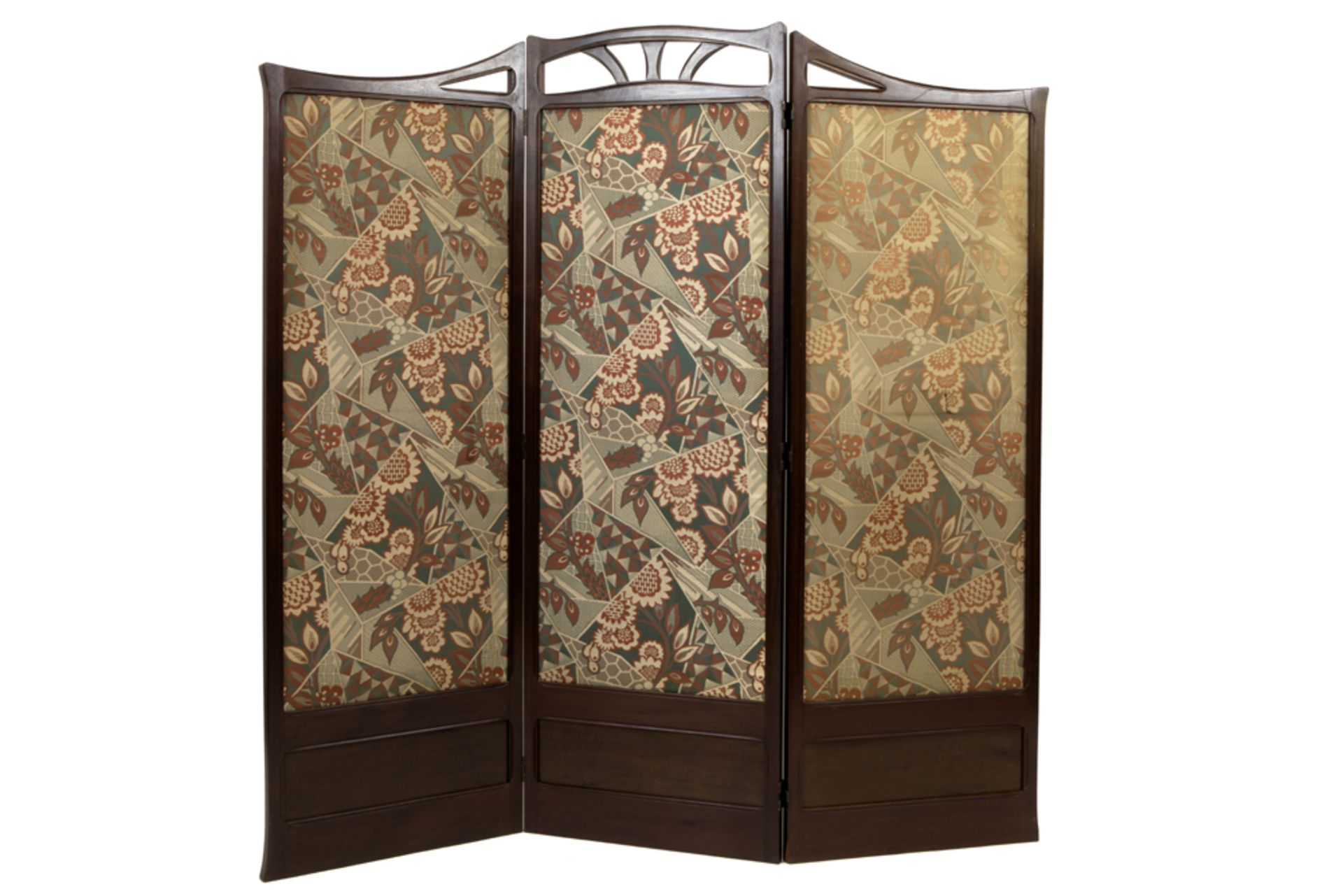 Art Nouveau screen in mahogany with three panels with typical whiplash ornamentation||Art Nouveau-