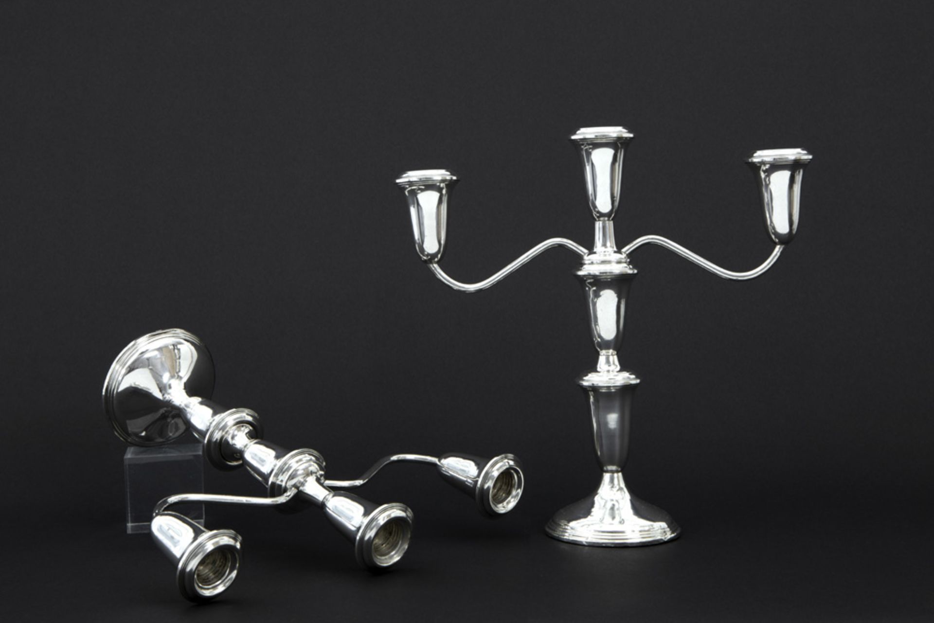 pair of American candelabras in marked silver - signed||EMPIRE paar Amerikaanse tafelkandelaars - Bild 3 aus 4