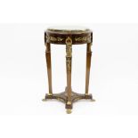 neoclassical pedestal with mountings in bronze and green marble top||Neoclassicistische