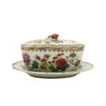 small 18th Cent. Chinese lidded tureen on its oval plate in porcelain with a 'Famille Rose'