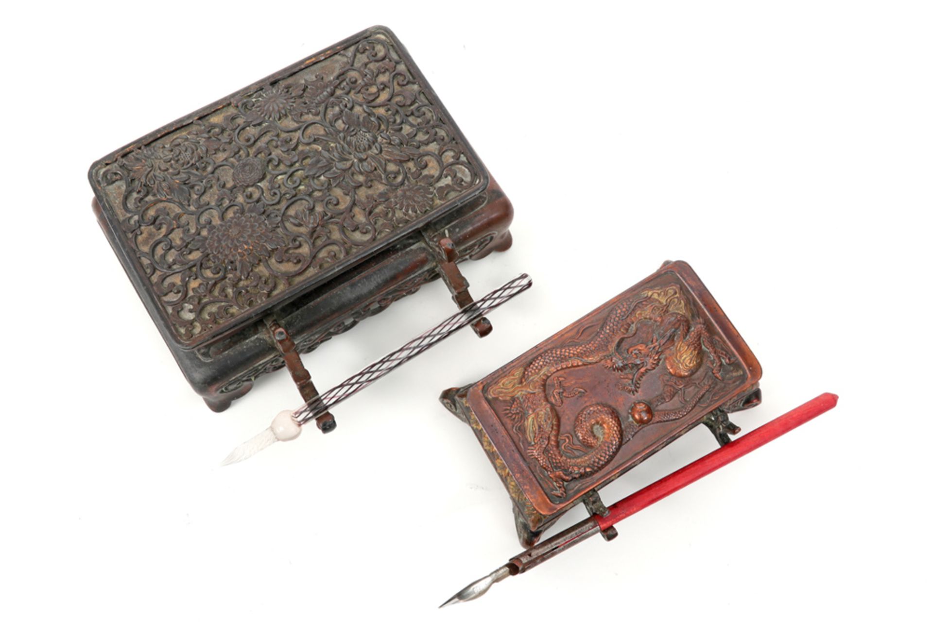 two antique Chinese style inkstands, one in gilded metal (with dragon decor) and one in bronze - Image 3 of 3