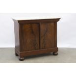 19th Cent. sideboard in mahogany with a marble top