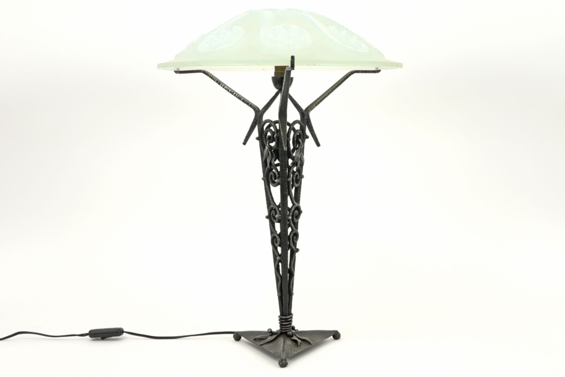 presumably French Art Deco lamp in wrought iron and opalescent crystal-glass