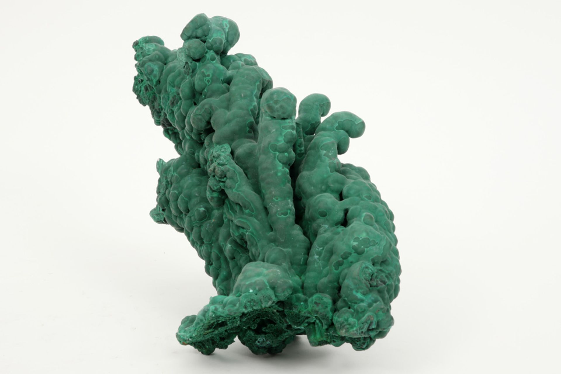 malachite stalactite with a quite special shape - Image 3 of 3