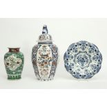 various lot with ceramic from Delft and Japanese porcelain