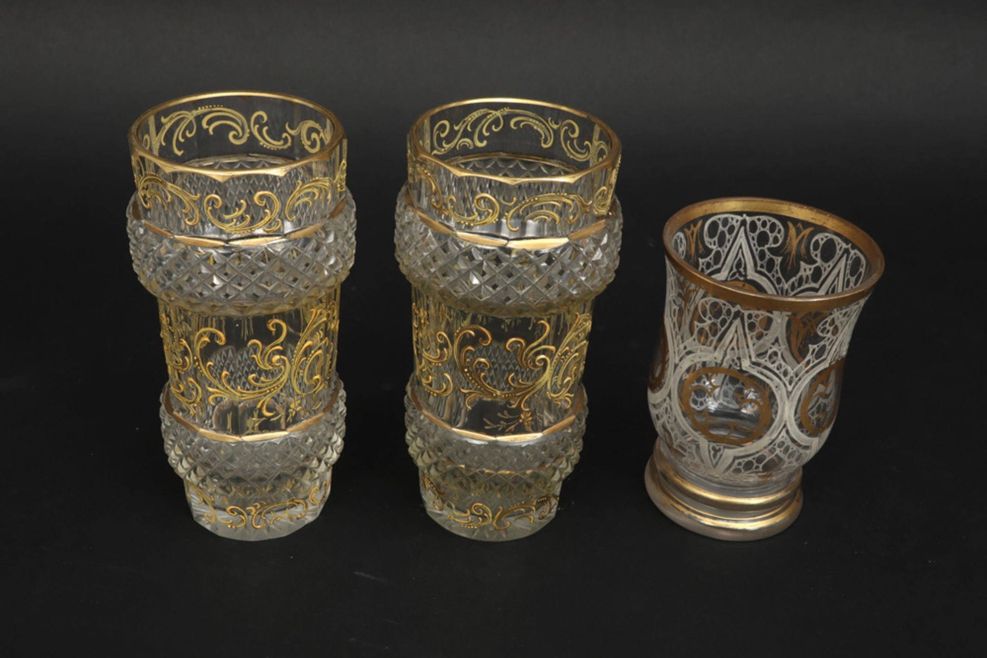 an antique glass and a pair of antique Baccarat vases in crystal, each with a gold decor - Bild 2 aus 2