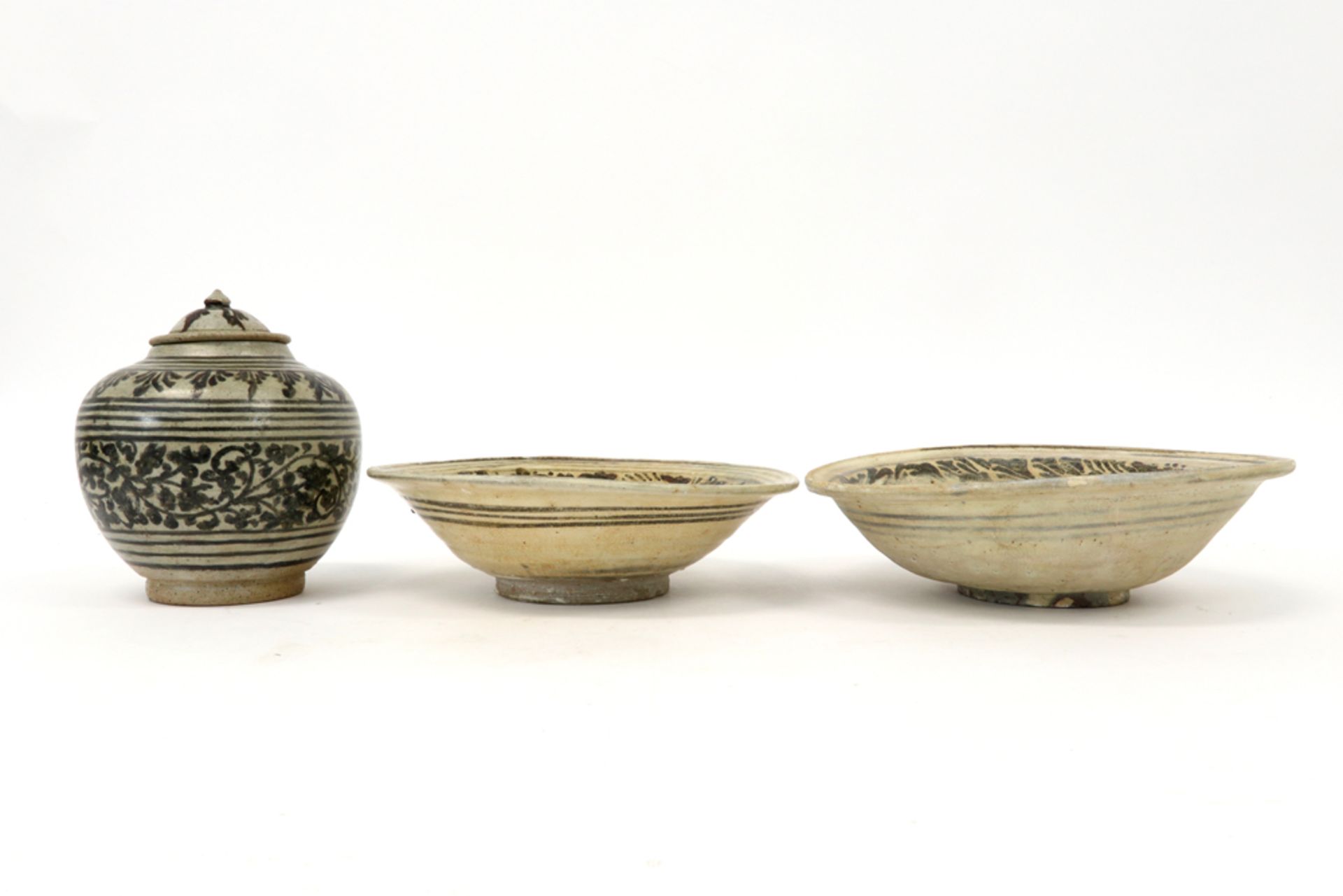 two 15th Cent. Siamese "Sawankhalok" bowls & a 15th Cent. Siamese "Sawankhalok" pot with its lid in  - Image 4 of 4