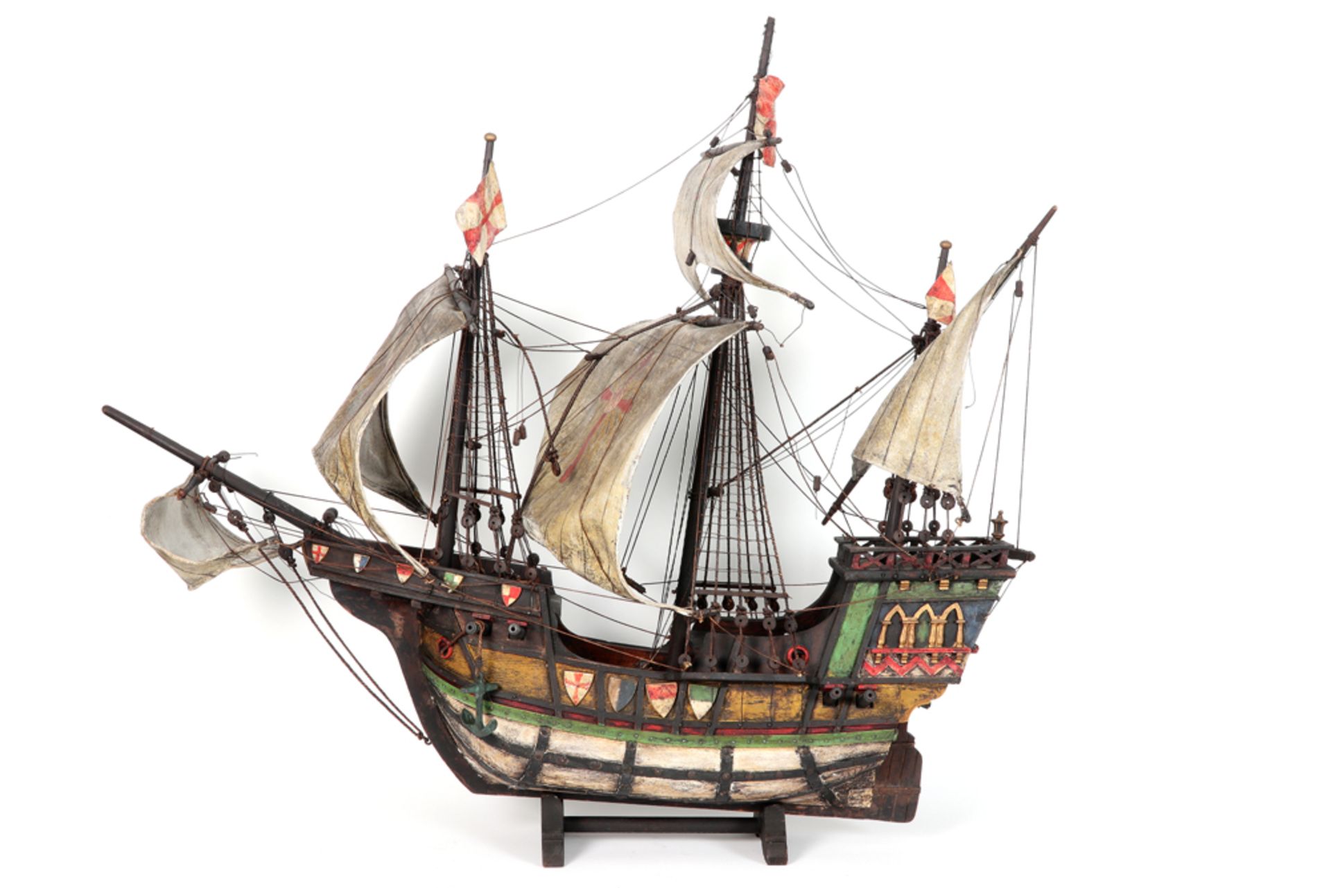 'antique' miniature of the "Santa Maria" galleon - Image 2 of 3