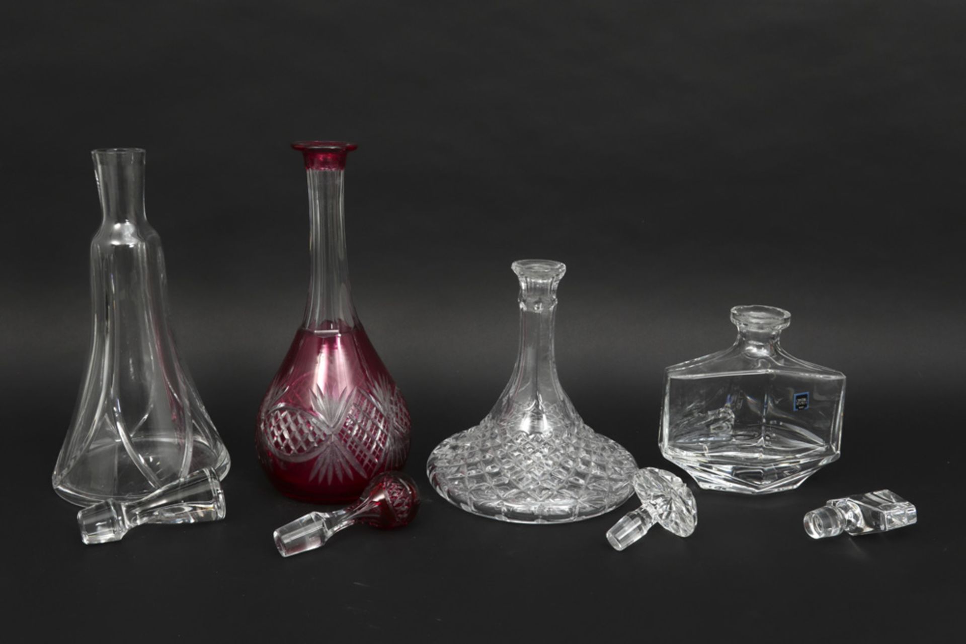 four crystal decanters - Bild 2 aus 2