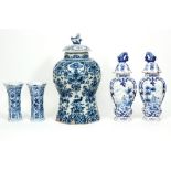 5 antique pieces of ceramic from Delft with a blue-white decor
