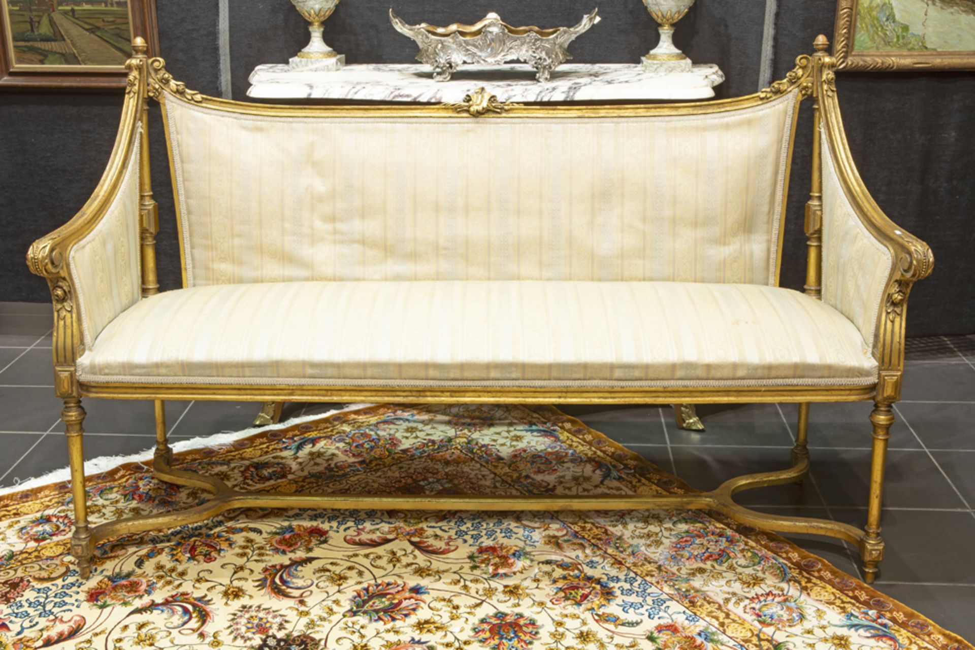 6pc neoclassical salon suite in sculpted and gilded wood with a Louis XVI design and ornamentation : - Image 4 of 4