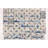 various lot of 18th Cent. tiles in ceramic from Delft ||Lot achttiende eeuwse Delftse tegels met