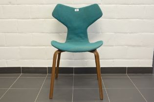sixties' Danish chair in teak with butterfly design ||Deense sixties' stoel in teak met