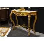 antique Louis XV style console/bracket in gilded mahogany with a marble top ||Antieke console met