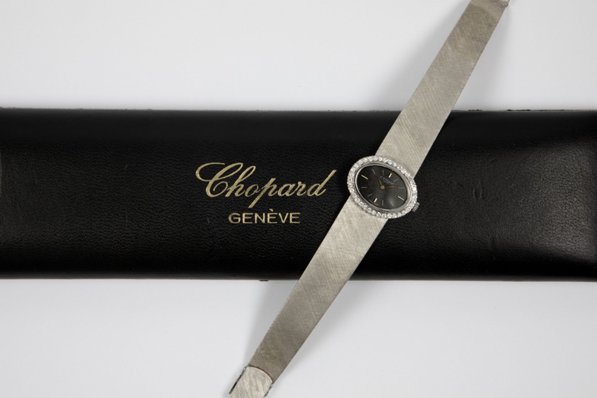 completely original mechanical Chopard marked ladies' wristwatch in white gold (18 carat) with - Bild 3 aus 3