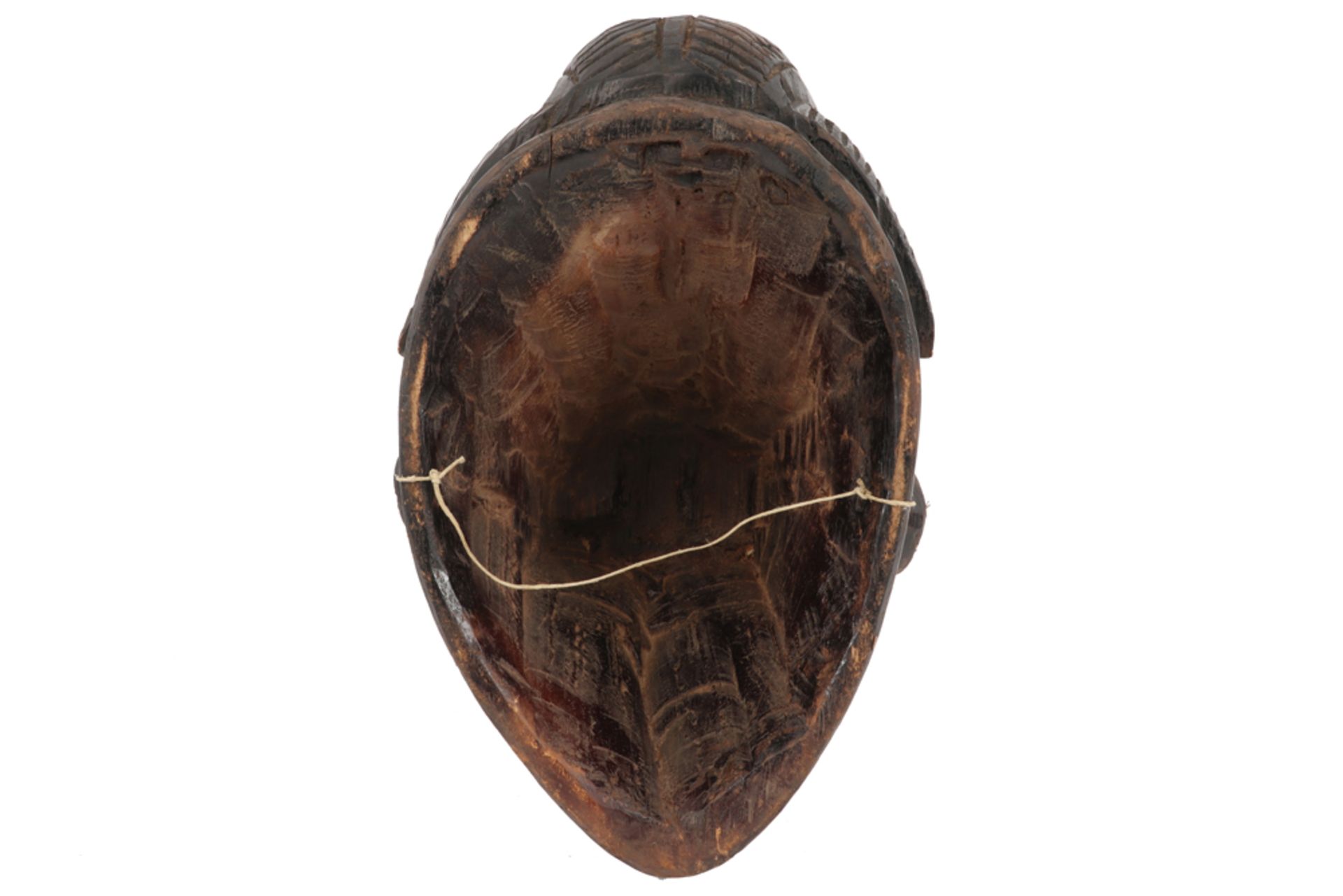 African Gabon Punu-Mukudj mask in wood with typical white color, similar to the mask "L. Bell Fund." - Image 2 of 3
