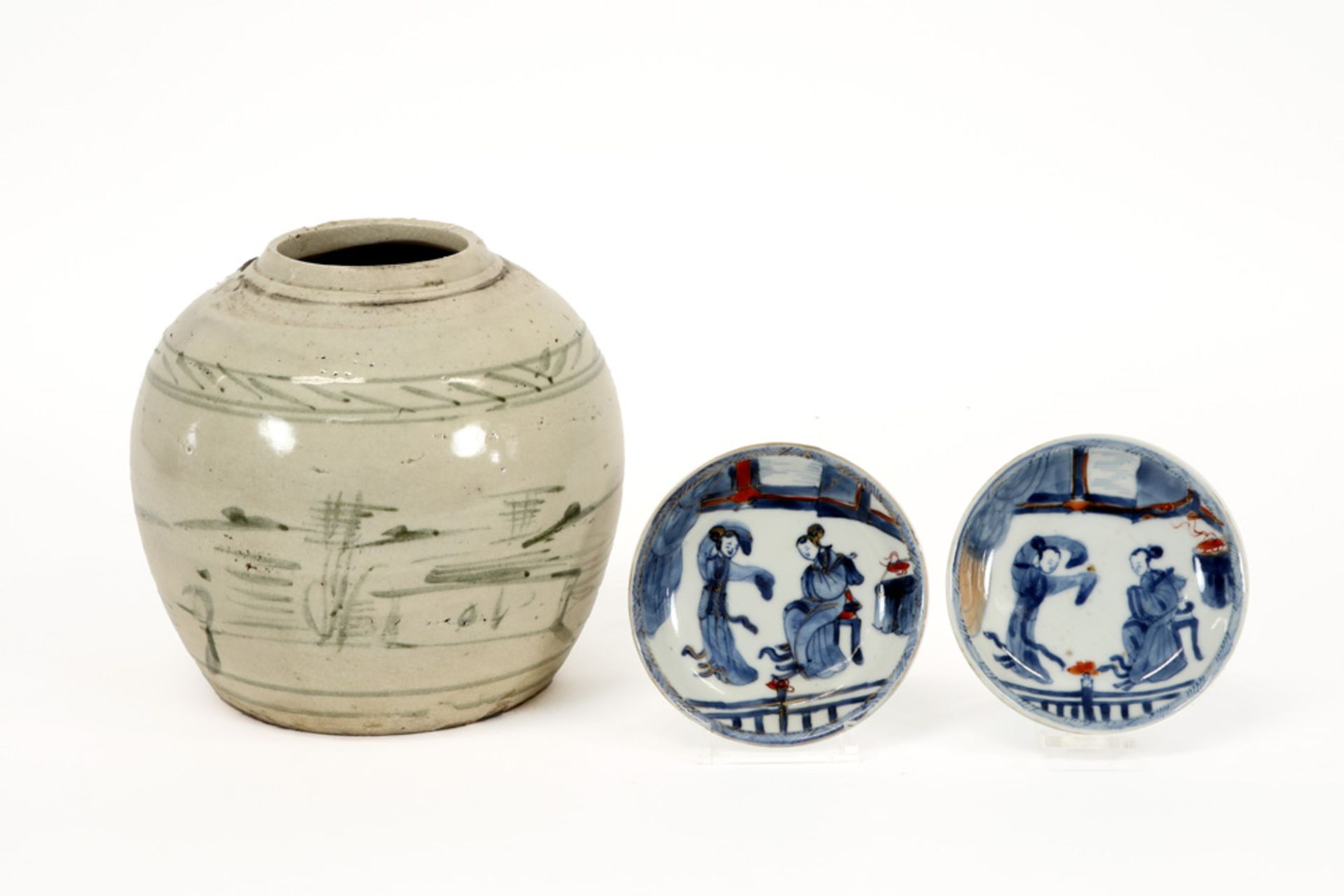three pieces of antique Chinese porcelain : a ginger jar and two small 18th Cent. plates with an