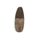Papua New Guinean Ramu River regio war shield in wood with pigments and with carved symbols ||