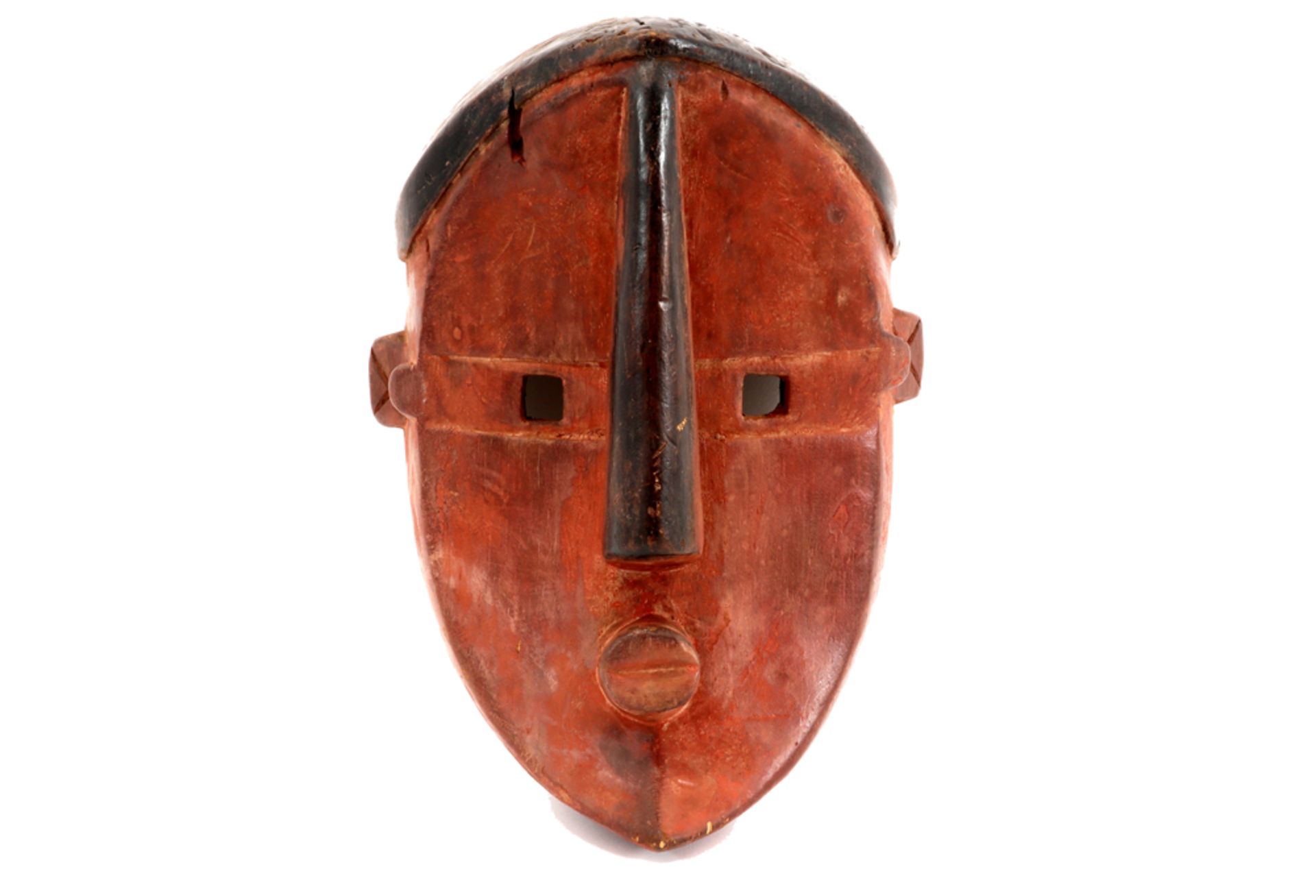 Congolese Lwalu/Lwalwa 'Kaaki' mask in wood ||AFRIKA - KONGO Lwalu/lwalwa 'Kaaki' masker in hout -