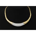 nineties design necklace in white and yellow gold (18 carat) with at least 3,50 carat of very high