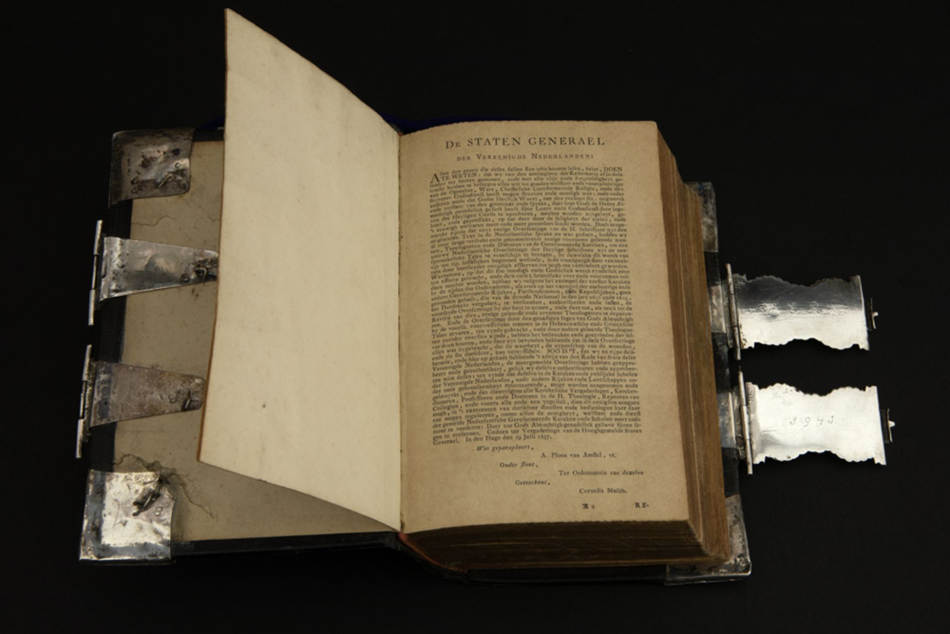 19th Cent. Dutch Bible with mountings in marked silver edited by J. Brandt & Son in Amsterdam dd - Image 3 of 6