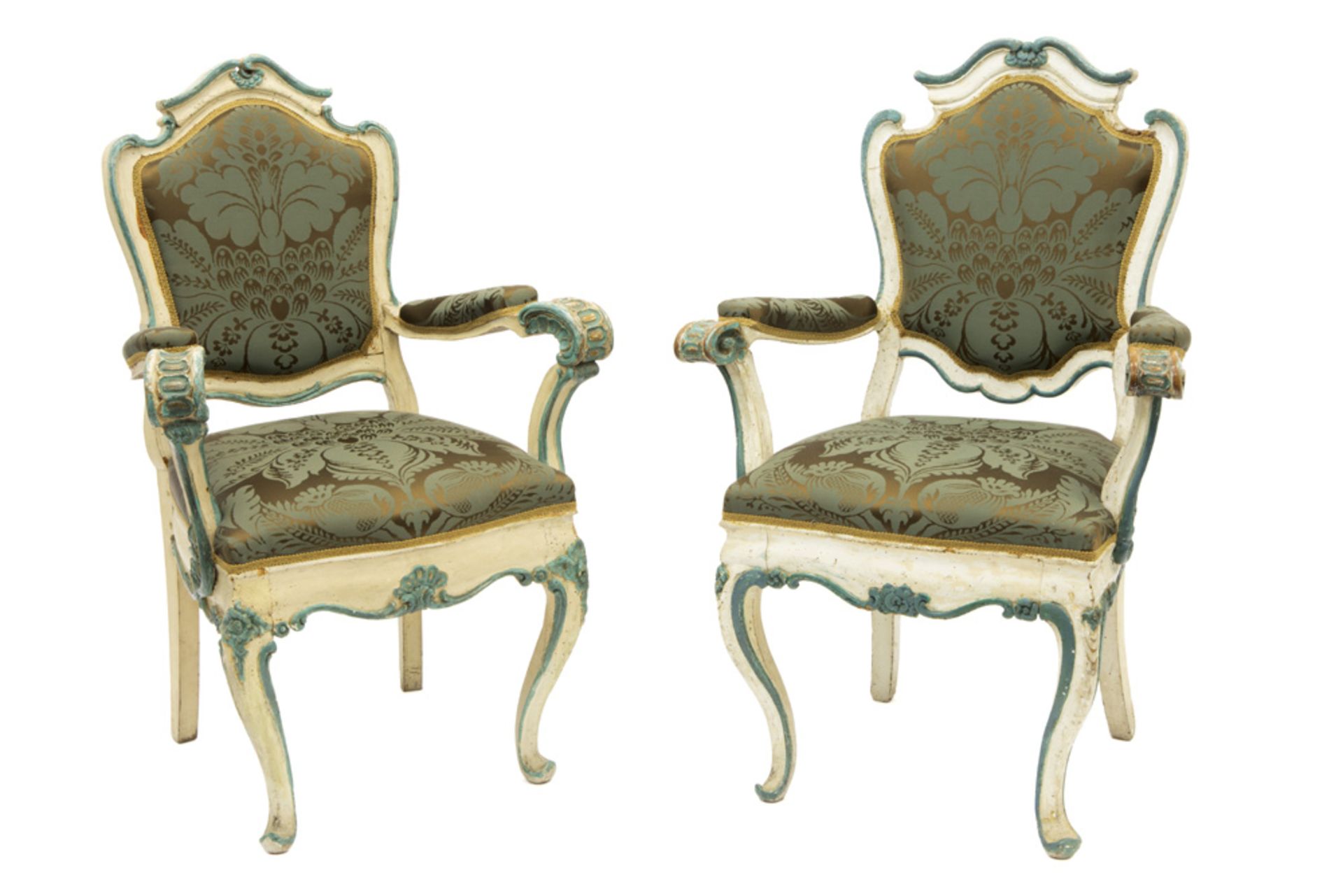 pair of 18th Cent. Venetian armchairs in sculpted and polychromed wood ||ITALIË - 18° EEUW paar