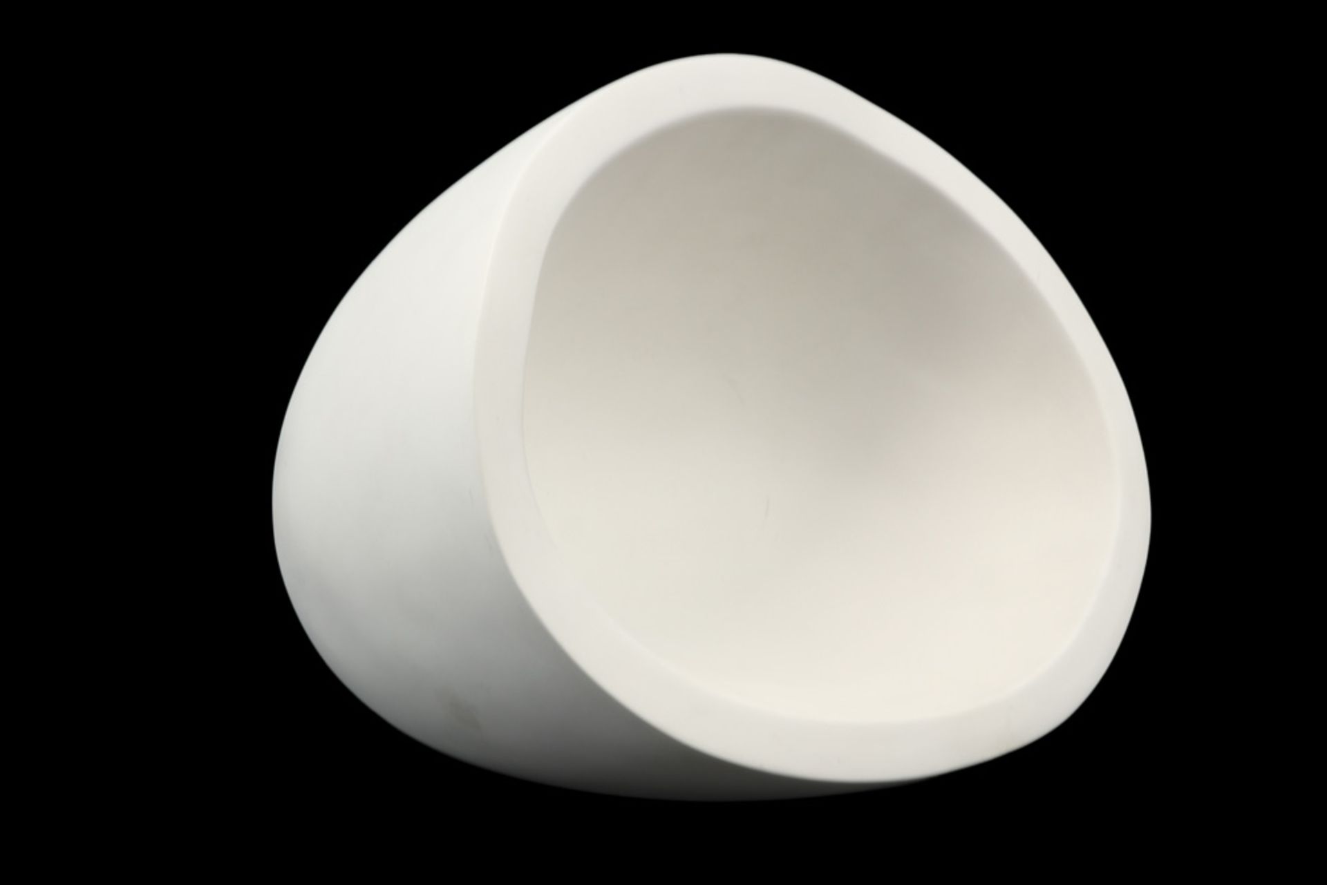 designbowl in ceramic marked Kose - Milano ||KOSE - MILANO designbowl in keramiek - diameter : 33 cm - Image 3 of 4