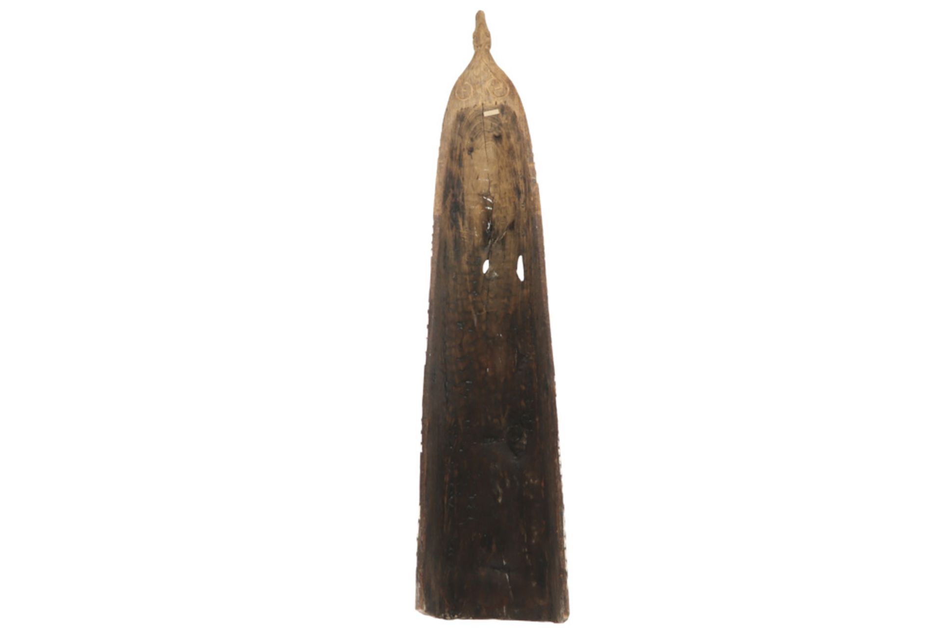 Papua New Guinean lower Ramu river canoe prow in wood with typical ornamentation ||PAPOEASIE NIEUW - - Image 4 of 4