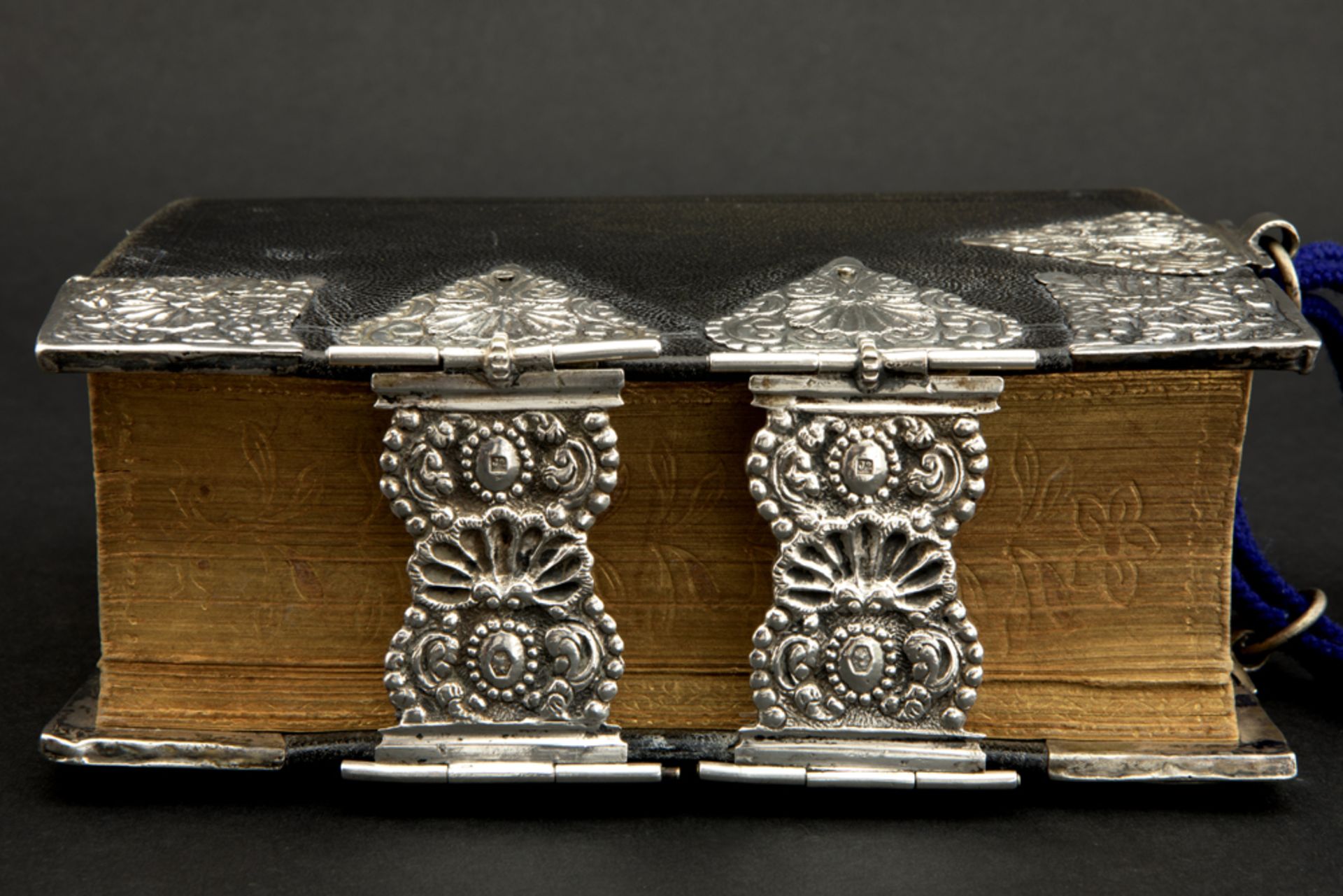 19th Cent. Dutch Bible with mountings in marked silver edited by J. Brandt & Son in Amsterdam dd