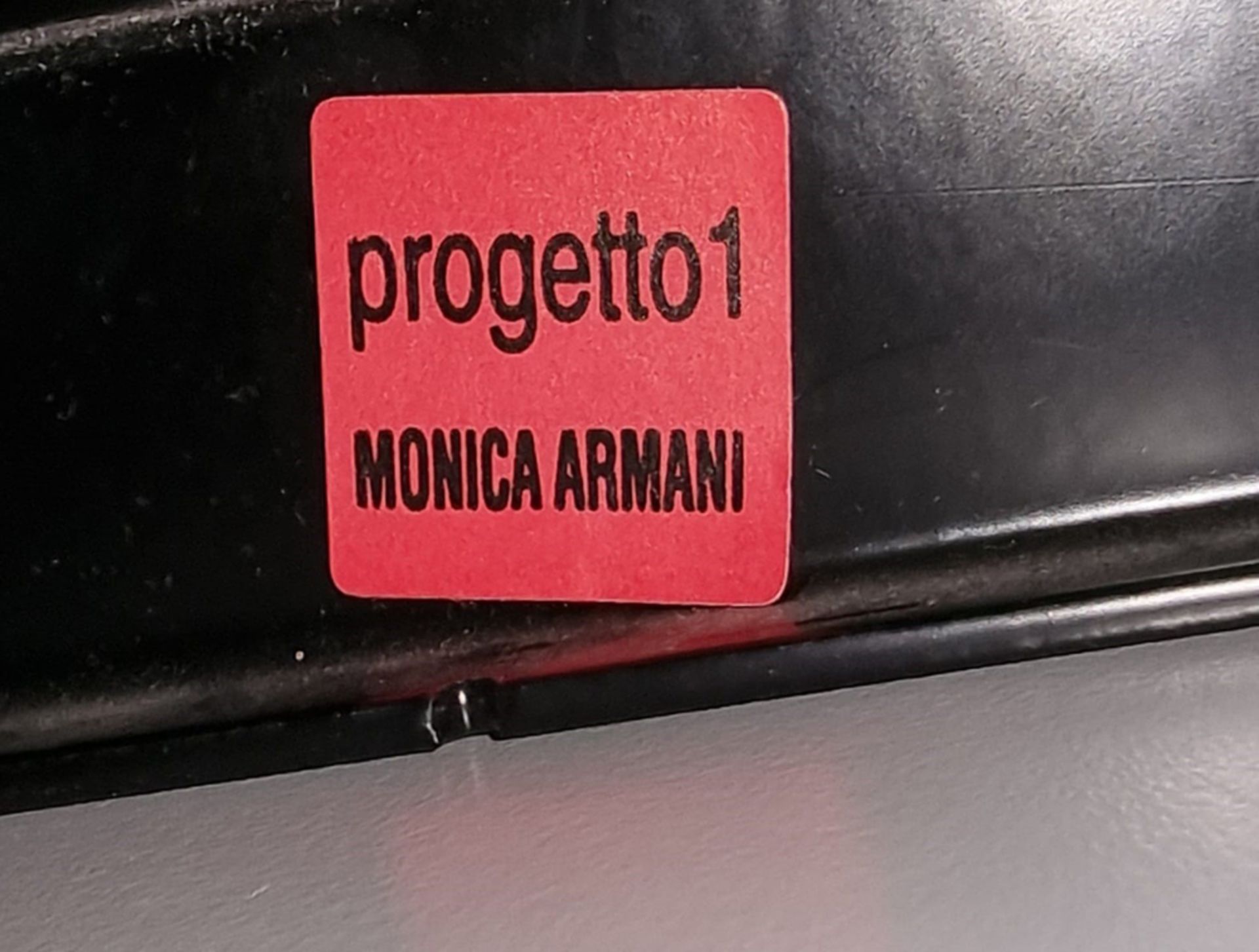 Monica Armani designtable 'Progetto 1' in steel and wooden top ||ARMANI MONICA (° 1964) voor B&B - Image 3 of 3