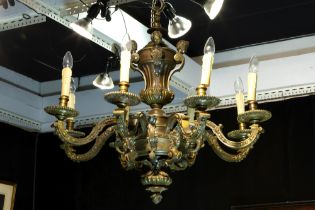 "Mazarin" style chandelier in bronze ||Zgn Mazarin luster in brons met 8 armen en met typische
