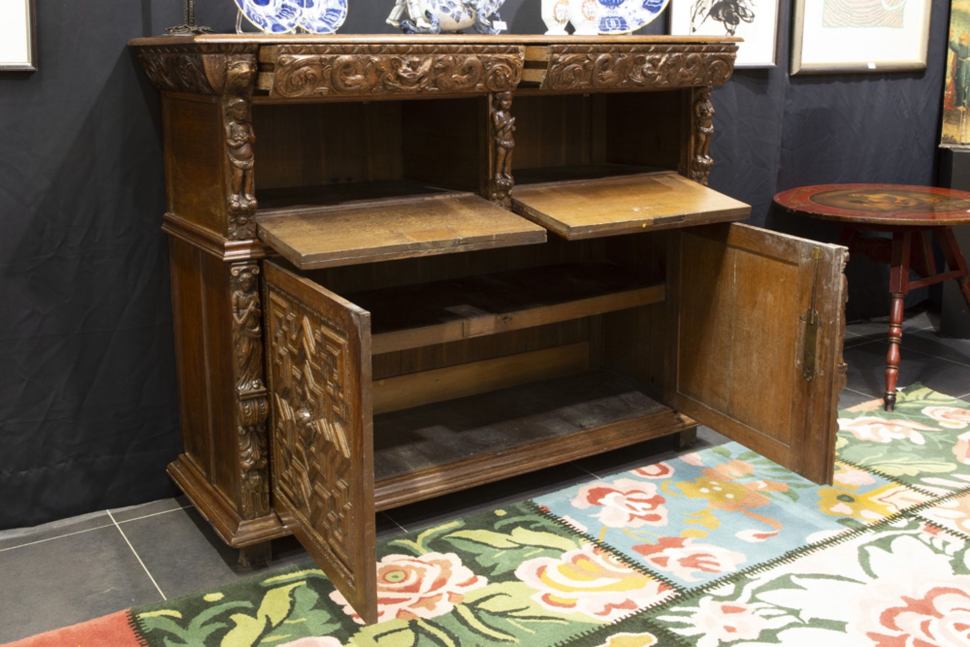 17th Cent. Flemish baroque style cupboard in oak with typical, sculpted ornamentation with - Image 2 of 2