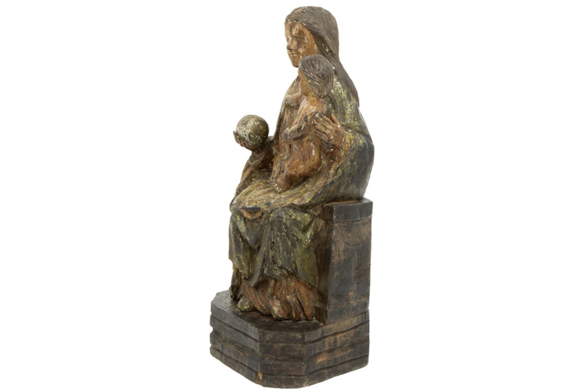 antique "Madonna with child" sculpture in wood with remains of the original polychromy || Antieke - Image 3 of 4