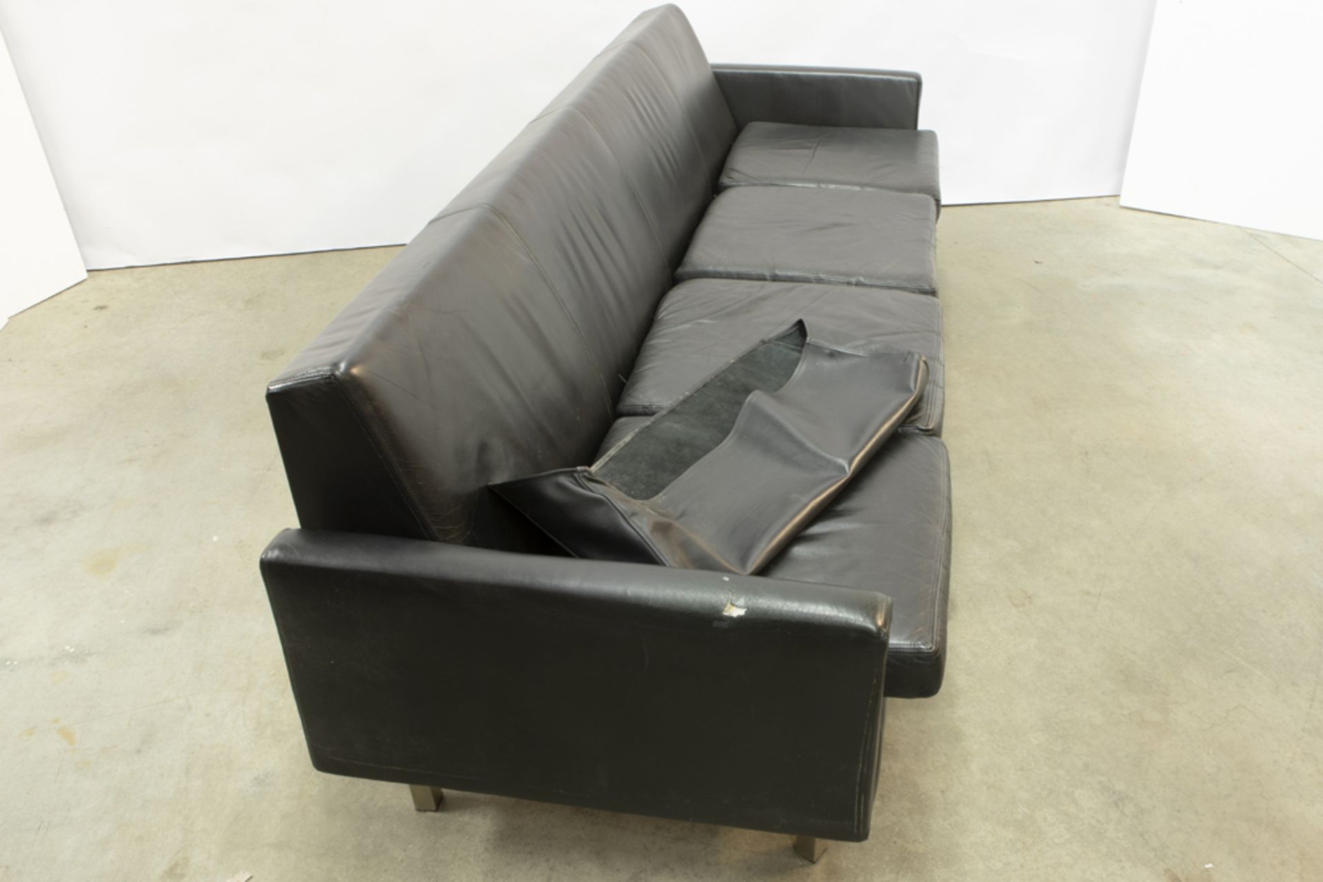 sixties' 3pc design black leather and chromed metal salon suite || Sixties' design salonensemble - Image 6 of 6