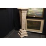 pedestal in marble || Piédestalle in marmer - hoogte : 106 cm
